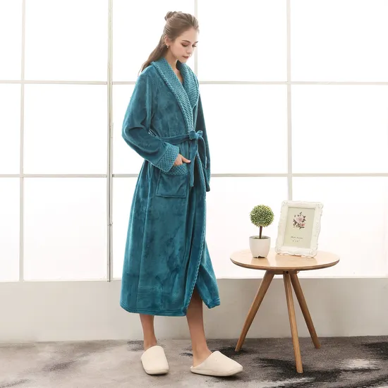 Wholesale Thick Flannel Plus Size Luxury Bathrobes